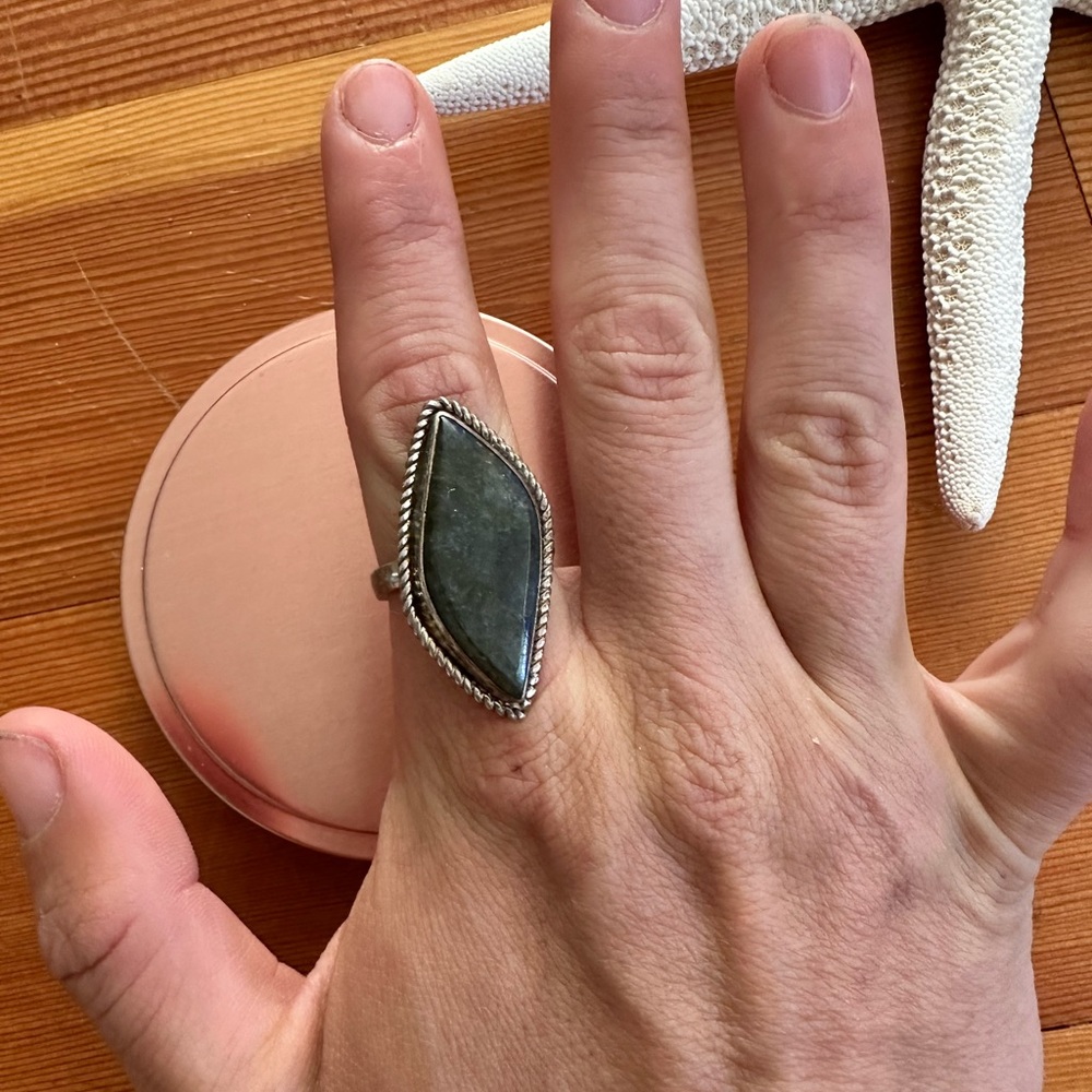 Beautiful Statement Ring - Size 8